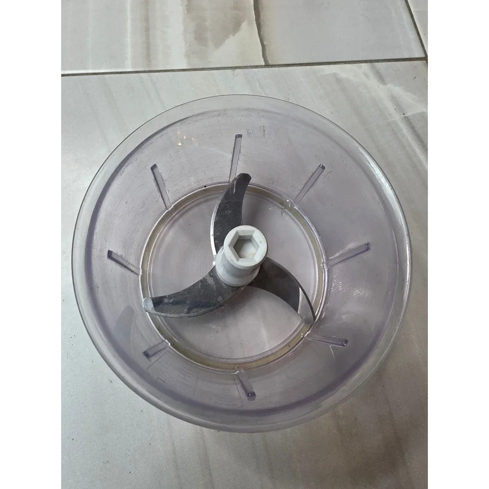 The Pampered‎ Chef Manual Food Processor 3 Cup White Hand Crank Chopper 2593 A2